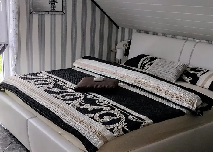 דירה Ruhiger Als Im Hotel, Keine Andere Gaeste Merkendorf (Bavaria)